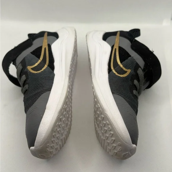 Nike Kids Black and Gold Sneakers - Picture 3 of 9